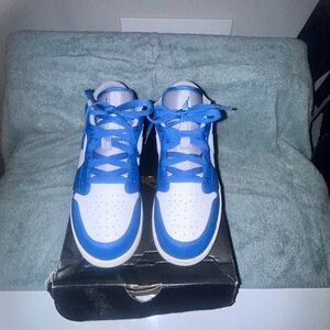 Jordan Air 1 Low in True Blue and Cement Gray